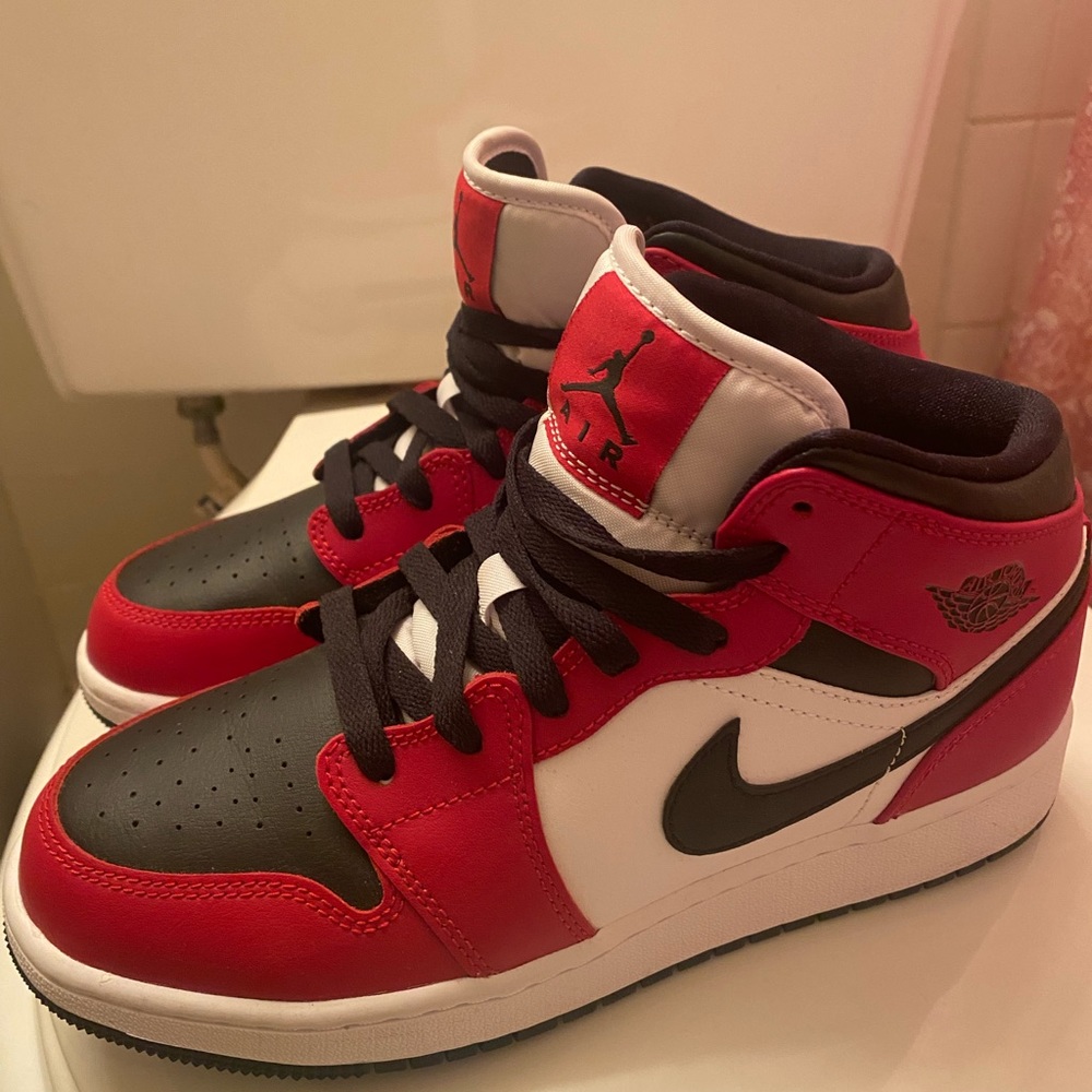 Brand new Jordan ones/ no box